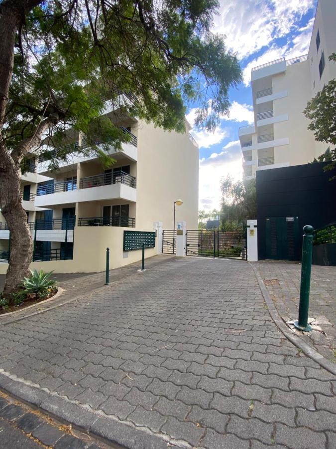 Apartamento Costa Do Sol V Фуншал Екстериор снимка