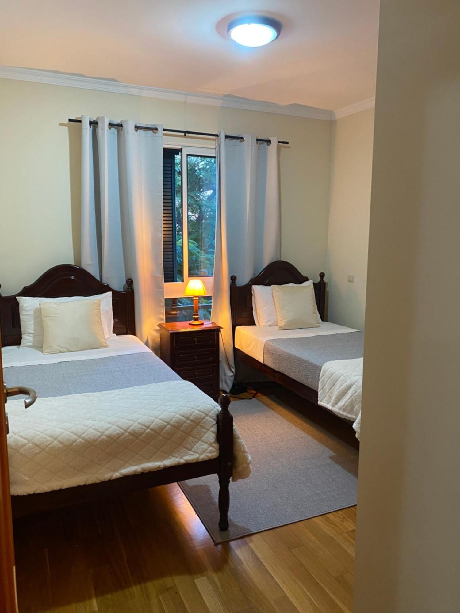 Apartamento Costa Do Sol V Фуншал Екстериор снимка